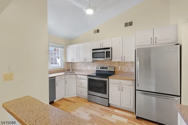 $460,000 | 58 Smithfield Court, Bernards, NJ 07920