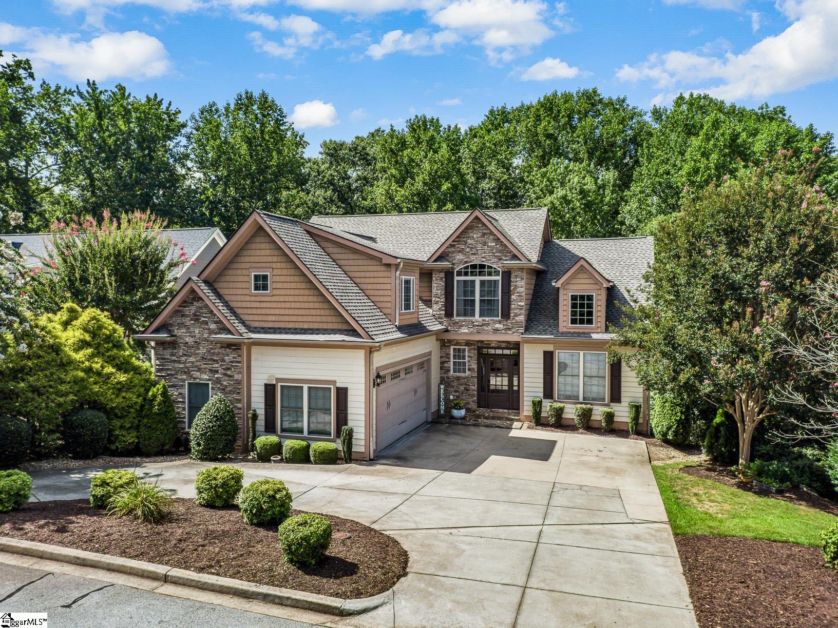 6 Mendenhall Court Simpsonville, SC 29681 - Photo 2 of 42