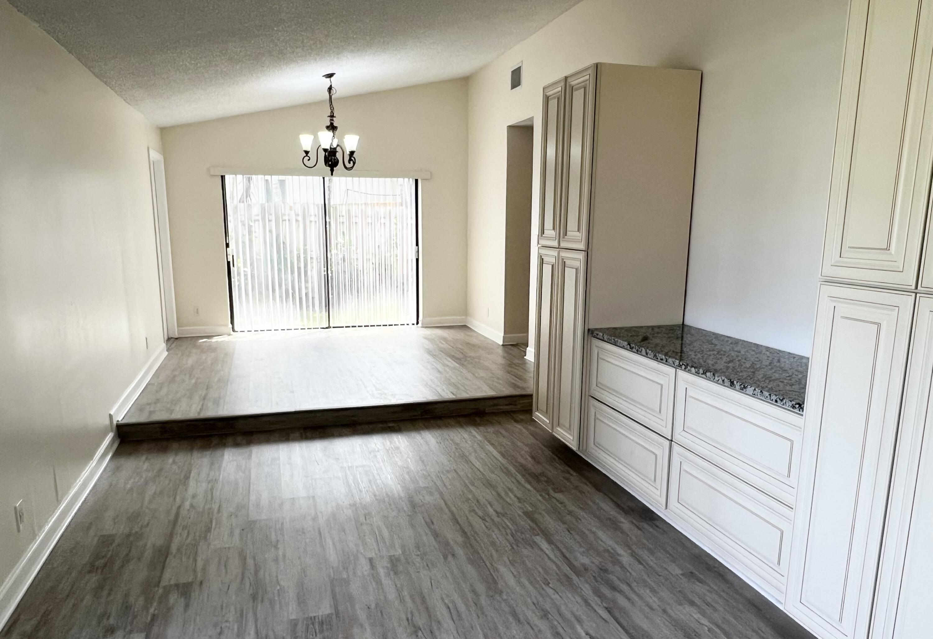 21739 Little Bear Lane Boca Raton, FL 33428 - Photo 7 of 16 IMG_1203
