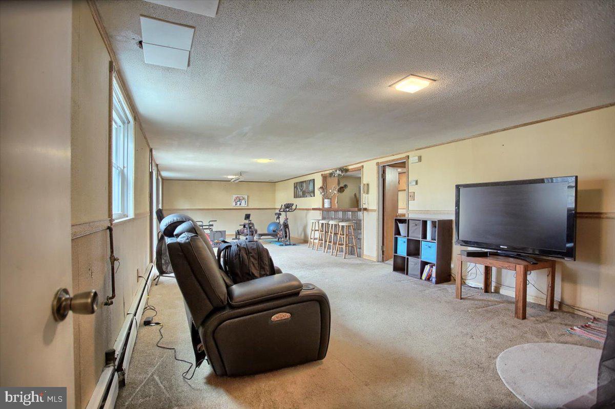60 Sharon Road Enola, PA 17025 - Photo 31 of 37 37 x 14 family room