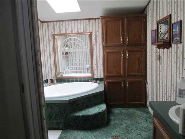 3391 Crawfis Road Southeast Lancaster, OH 43130 - Photo 5 of 8 Gallery Image 5