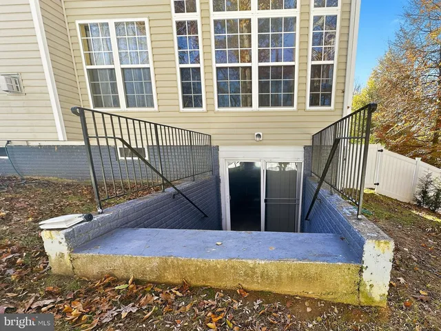 $1,900 | 14444 General Washington Drive, Woodbridge, VA 22193