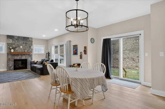 $689,000 | 10 Quail Run, Voorheesville, NY 12186