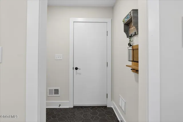 $689,000 | 10 Quail Run, Voorheesville, NY 12186