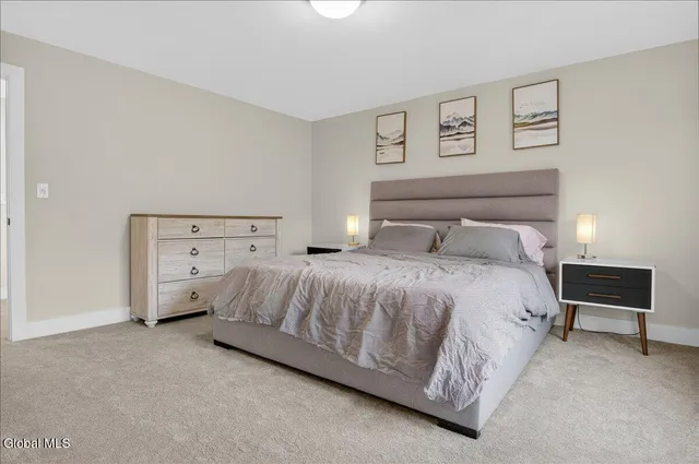 $689,000 | 10 Quail Run, Voorheesville, NY 12186