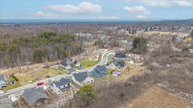 $689,000 | 10 Quail Run, Voorheesville, NY 12186