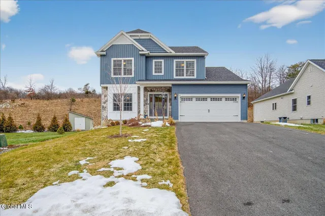 $689,000 | 10 Quail Run, Voorheesville, NY 12186