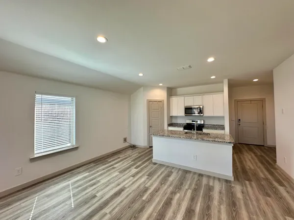 $1,995 | 2328 149th Street, Lubbock, TX 79423