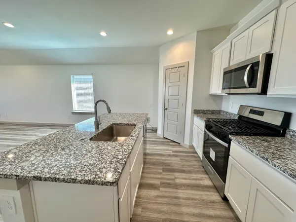 $1,995 | 2328 149th Street, Lubbock, TX 79423