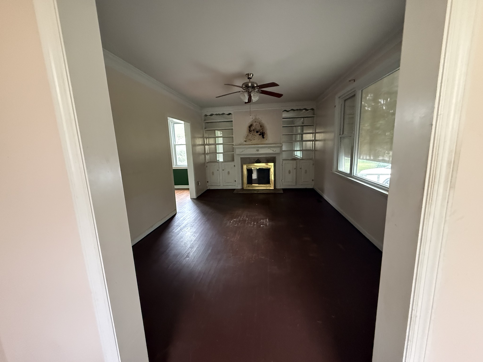 407 3rd Avenue Columbia, TN 38401 - Photo 2 of 11