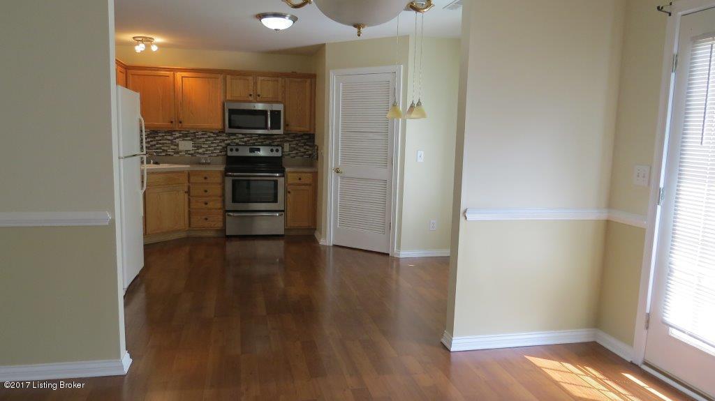 8328 Lacevine Road Louisville, KY 40220 - Photo 5 of 38 IMG_0034