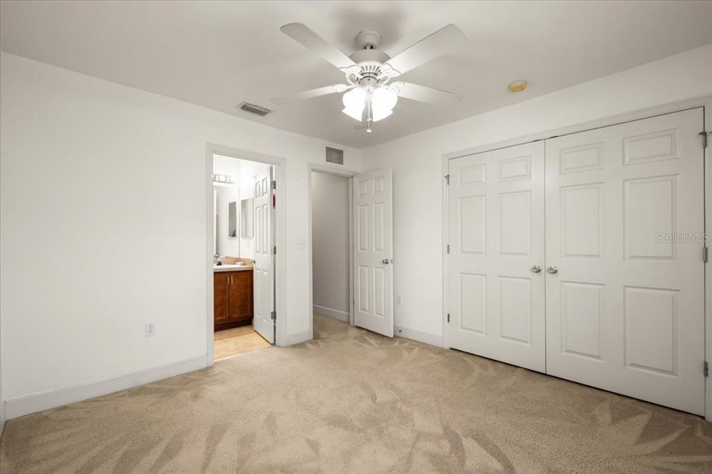 2945 Southwest 35th Place, Unit 137 Gainesville, FL 32608 - Photo 27 of 31