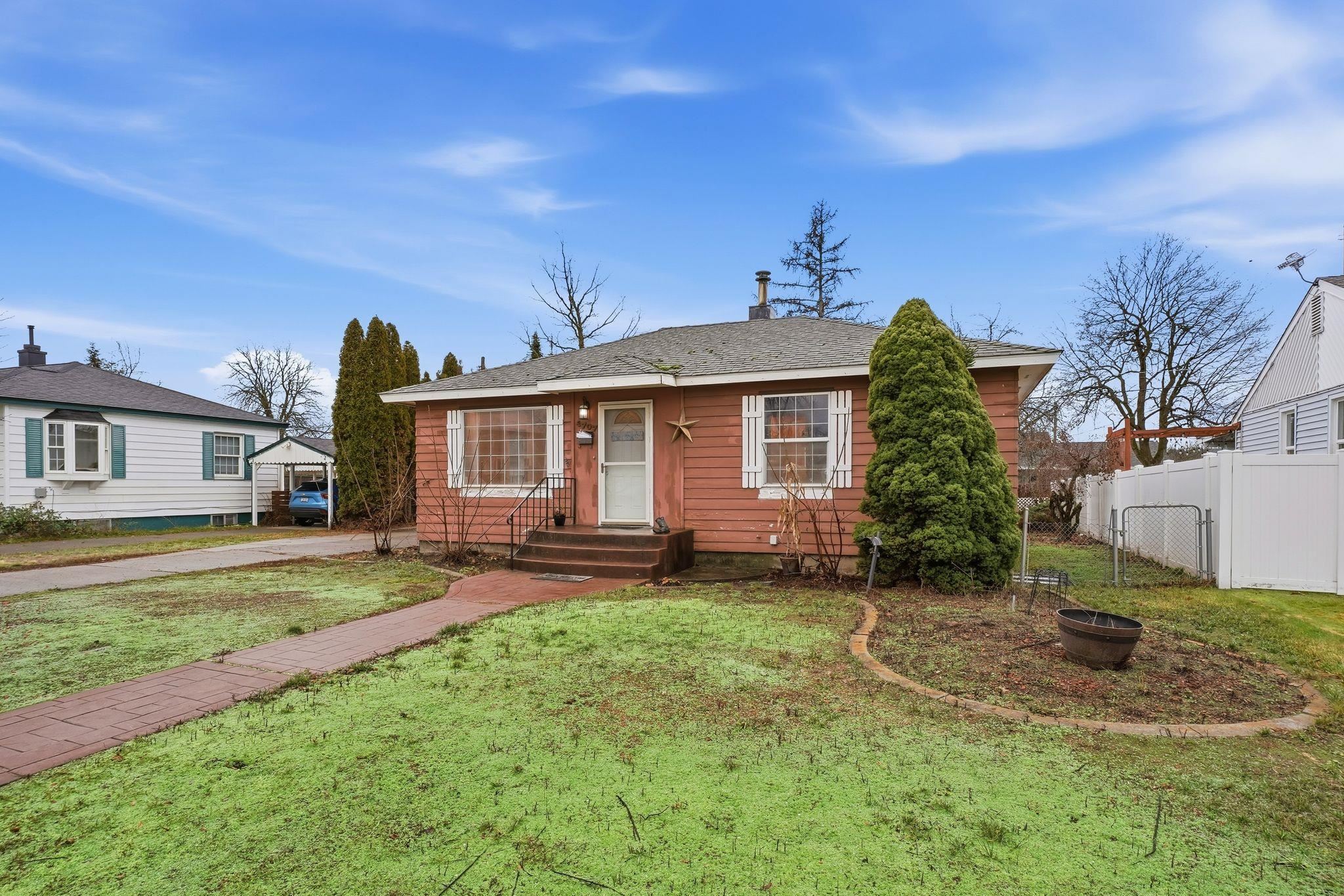 4707 West Princeton Place Spokane, WA 99205 - Photo 2 of 26