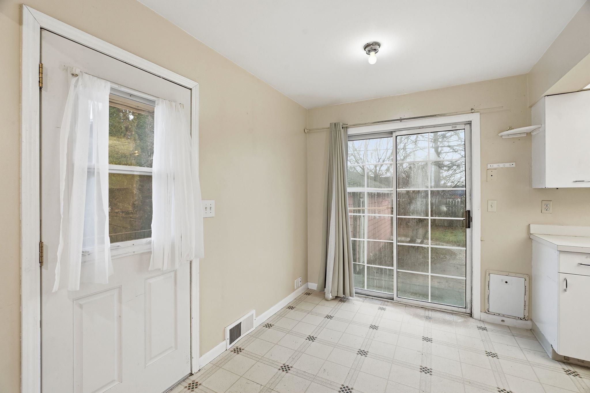 4707 West Princeton Place Spokane, WA 99205 - Photo 6 of 26