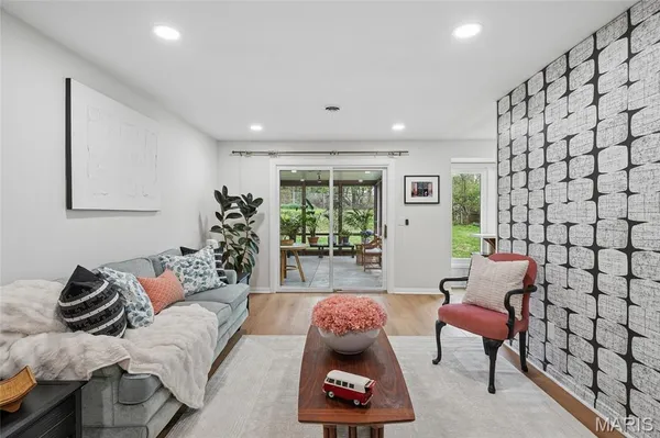 $434,900 | 12725 Westport Drive, St. Louis, MO 63146