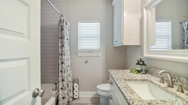 $275,000 | 129 Oak Spgs Loop, Mabank, TX 75147