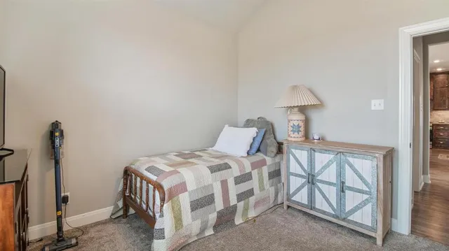 $275,000 | 129 Oak Spgs Loop, Mabank, TX 75147