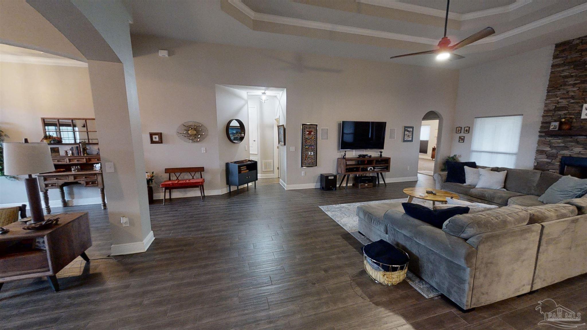 Gallery Image 6