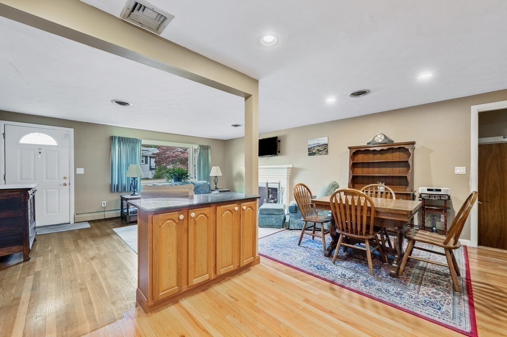 16 Woodcliff Road Holbrook, MA 02343 - Photo 10 of 32 Gallery Image 10