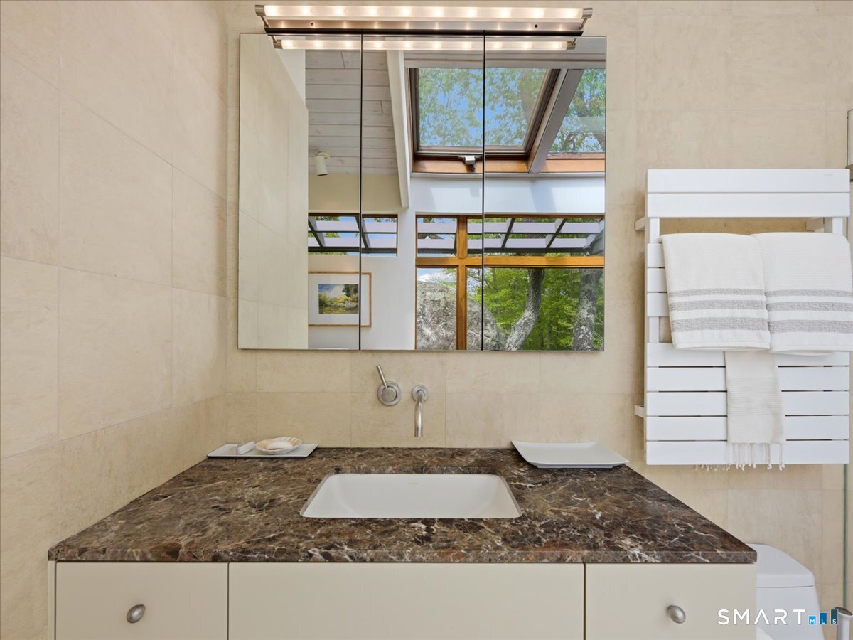 111 Tipping Rock Road Stonington, CT 06378 - Photo 18 of 40