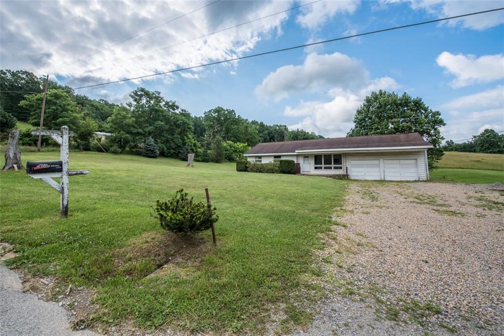 456 Ridge Road Shelocta, PA 15774 - Photo 3 of 17