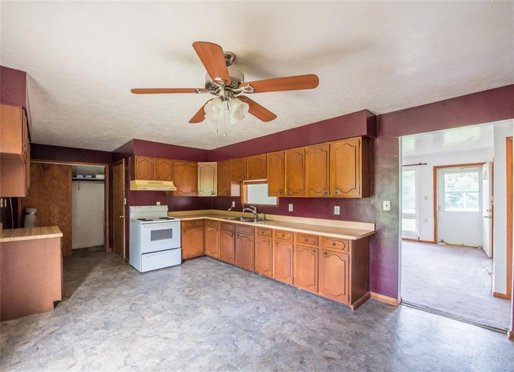 456 Ridge Road Shelocta, PA 15774 - Photo 9 of 17