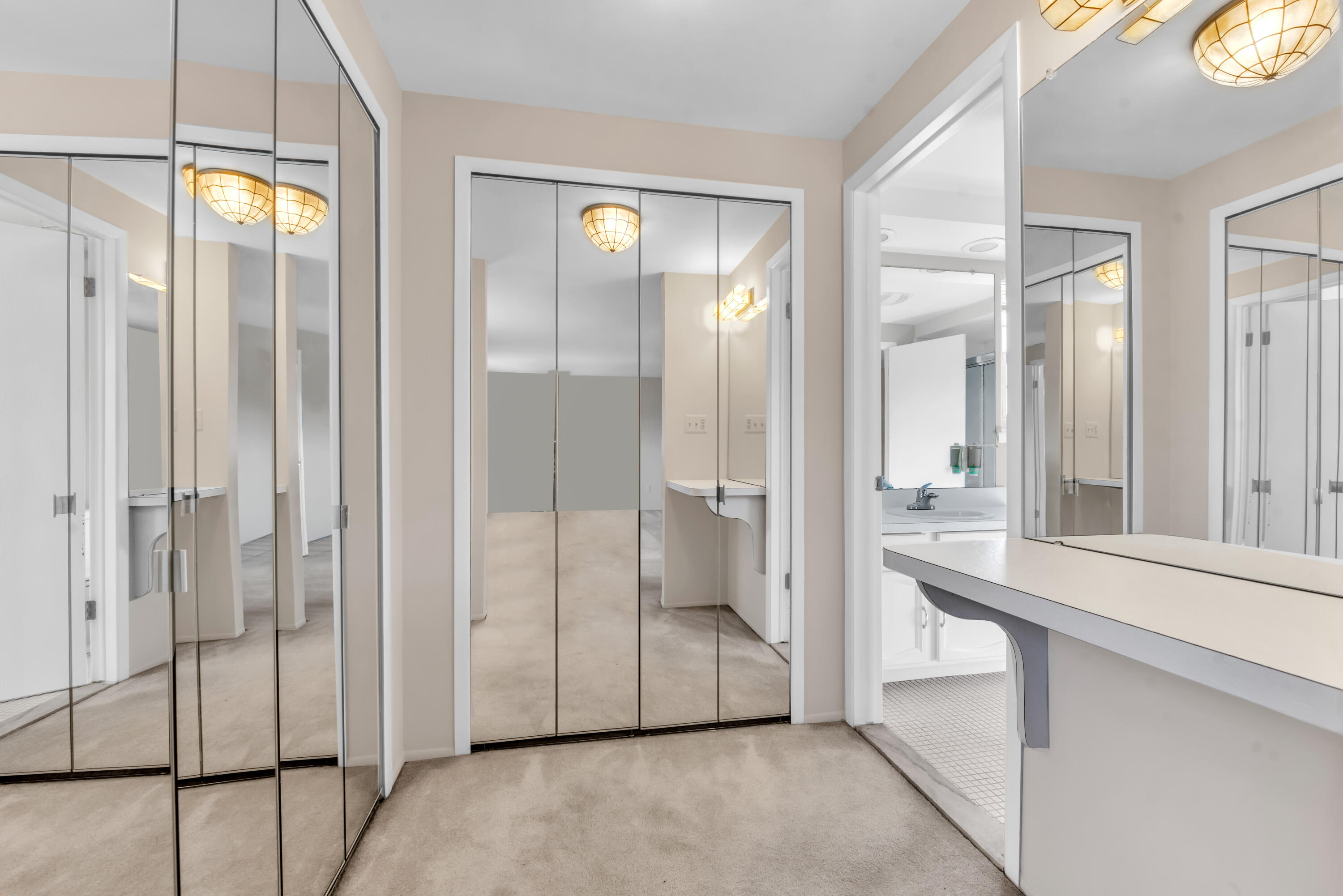 197 Kings Way Canton, MI 48188 - Photo 18 of 30 197 Kings way - HD Drone Photography-18