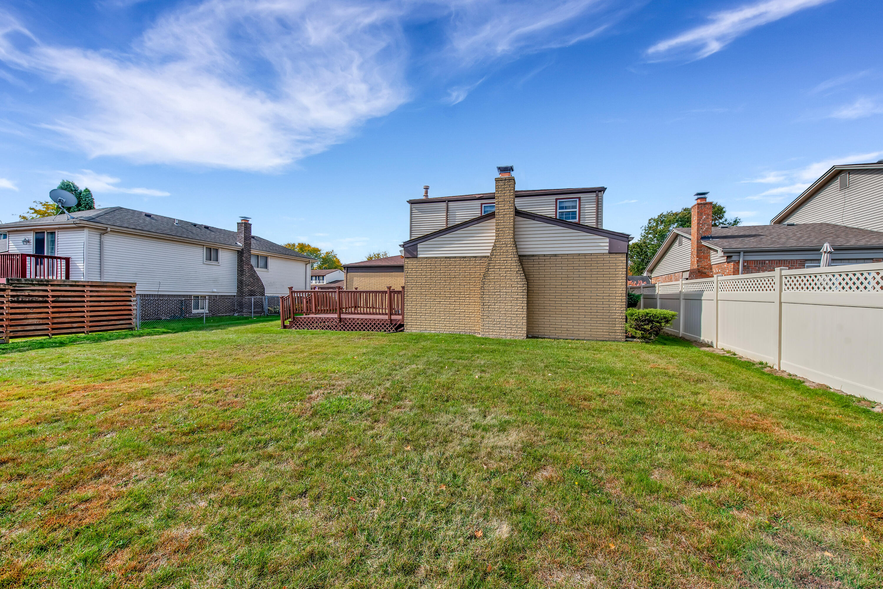 197 Kings Way Canton, MI 48188 - Photo 25 of 30 197 Kings way - HD Drone Photography-29