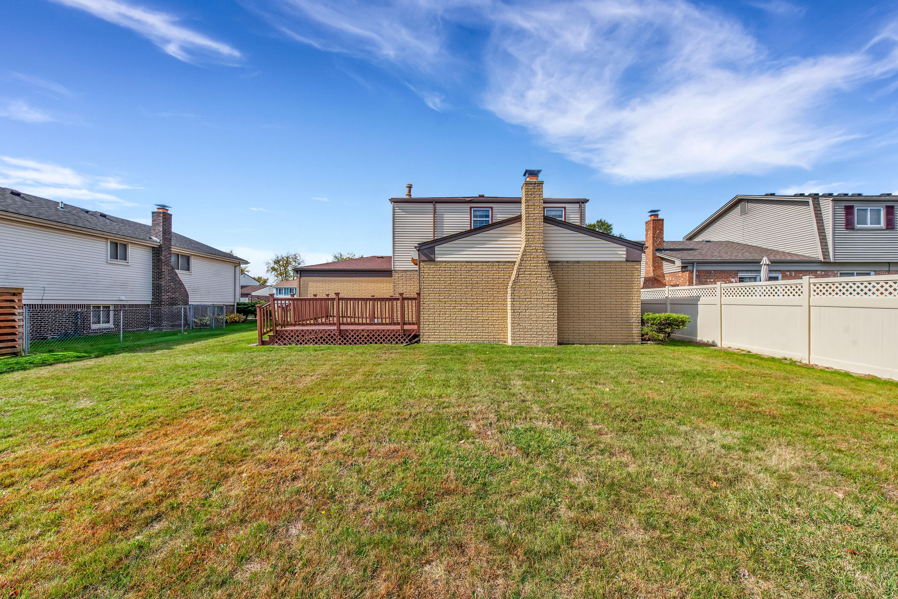 197 Kings Way Canton, MI 48188 - Photo 26 of 30 197 Kings way - HD Drone Photography-30