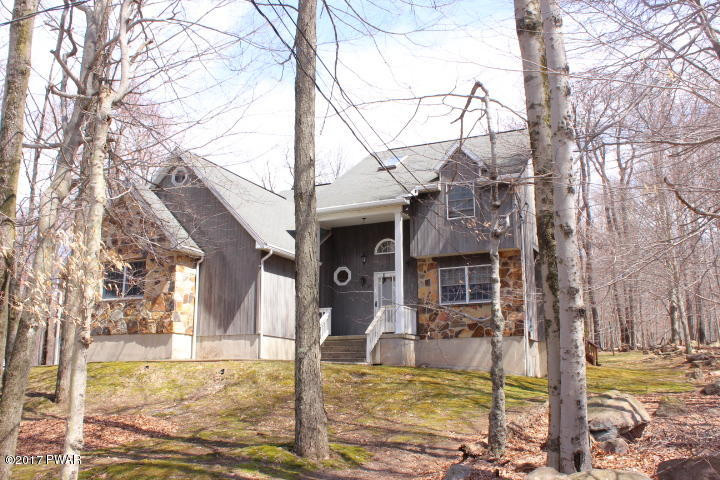 1075 Spring Lane Gouldsboro, PA 18424 - Photo 2 of 40 IMG_5681
