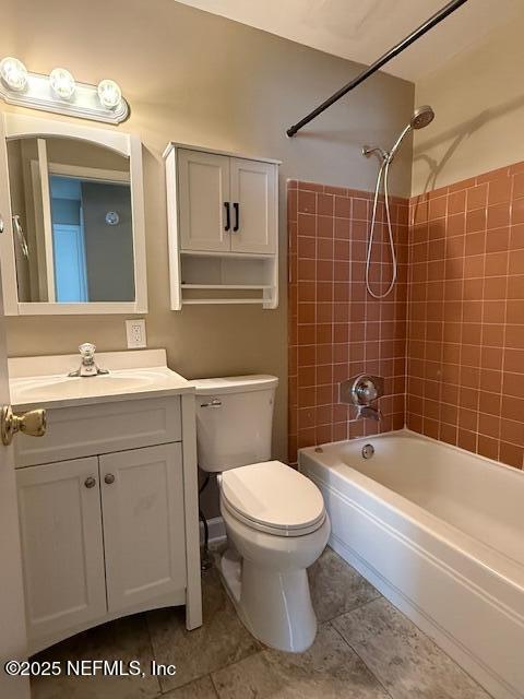 2819 Robinette Drive Orange Park, FL 32073 - Photo 13 of 15 a bathroom with a sink a toilet and shower
