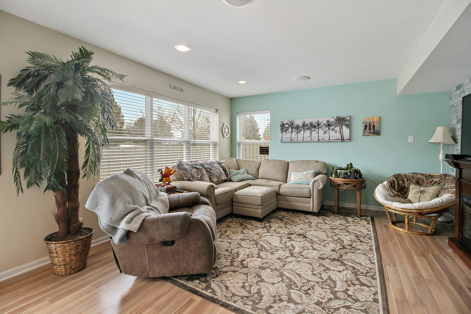 3704 Harms Road Joliet, IL 60435 - Photo 4 of 17