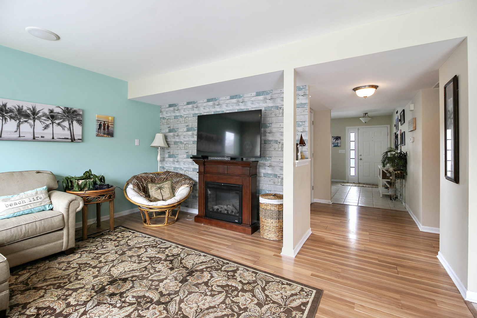 3704 Harms Road Joliet, IL 60435 - Photo 5 of 17
