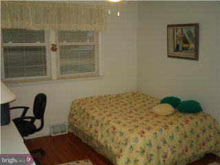 402 Sheffield Road Cherry Hill, NJ 08034 - Photo 5 of 6