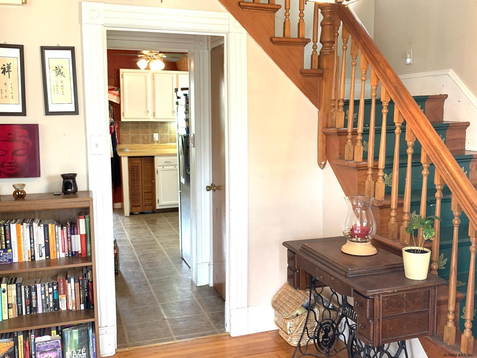 1652 Rugby Road Schenectady, NY 12309 - Photo 18 of 27 Photo 18