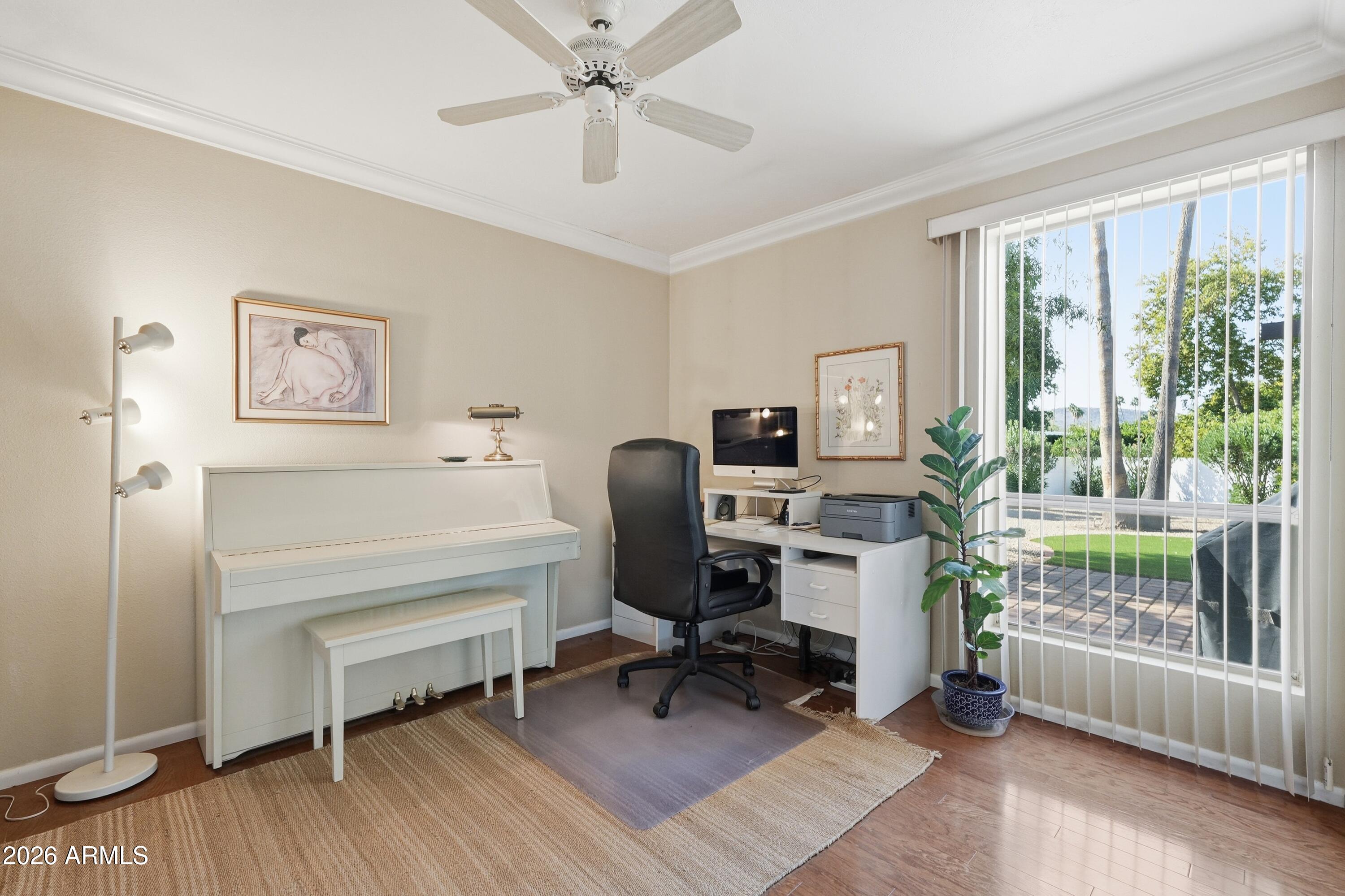 633 East Calavar Road Phoenix, AZ 85022 - Photo 11 of 24 034_ListerPros