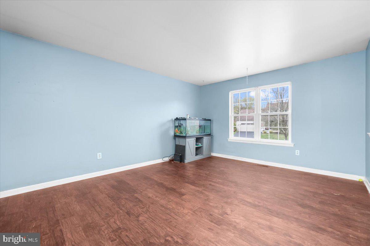 4377 Hillside Road Reading, PA 19606 - Photo 5 of 40 Gallery Image 5