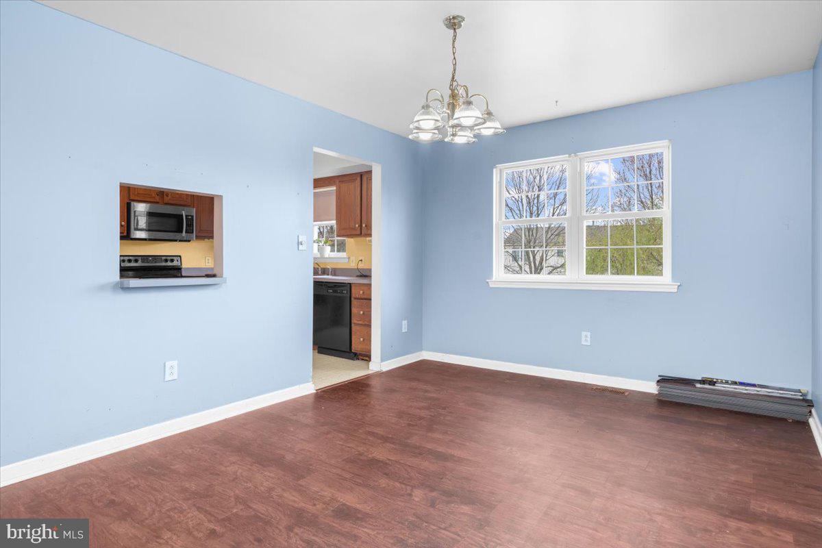4377 Hillside Road Reading, PA 19606 - Photo 9 of 40 Gallery Image 9
