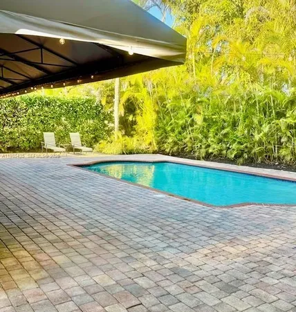 $829,000 | 18163 Southwest 149th Place, Miami, FL 33187