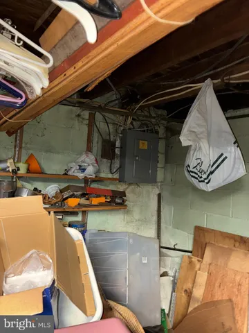 $199,900 | 22 Monroe Street, Reading, PA 19605