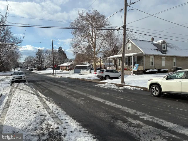 $199,900 | 22 Monroe Street, Reading, PA 19605