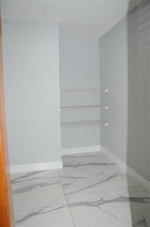 2106 Whitlock Place Dover, FL 33527 - Photo 31 of 83