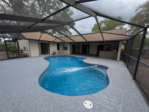 $630,000 | 2106 Whitlock Place, Dover, FL 33527