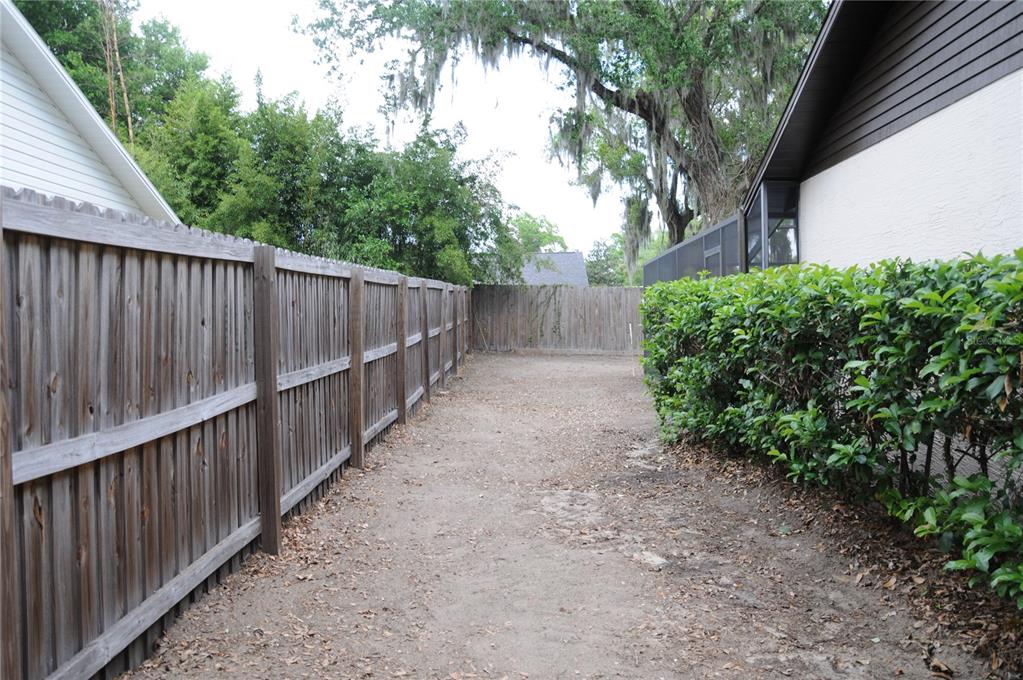 2106 Whitlock Place Dover, FL 33527 - Photo 83 of 83