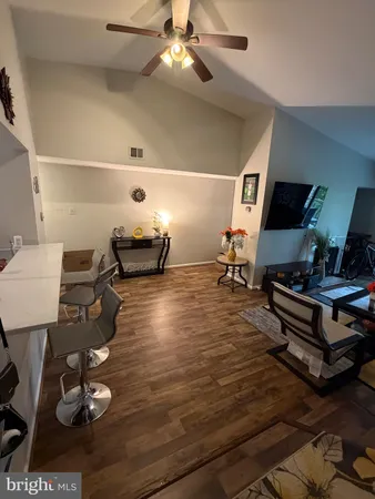 $2,275 | 20313 Beaconfield Terrace, Unit 201, Germantown, MD 20874
