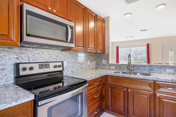 $229,000 | 946 35th Avenue, Vero Beach, FL 32960