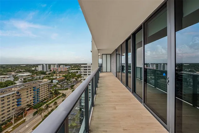 $3,495,000 | 900 North Ocean Boulevard, Unit 1604, Pompano Beach, FL 33062