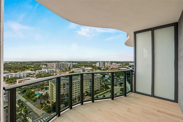$3,495,000 | 900 North Ocean Boulevard, Unit 1604, Pompano Beach, FL 33062