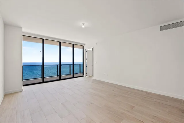 $3,495,000 | 900 North Ocean Boulevard, Unit 1604, Pompano Beach, FL 33062