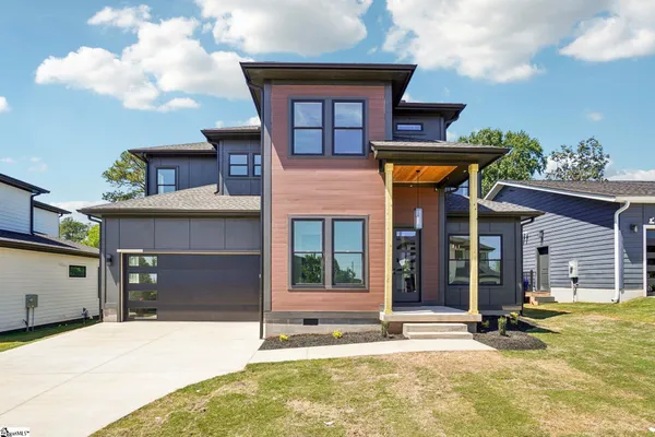 $799,000 | 44 Village Crest Drive, Greenville, SC 29607
